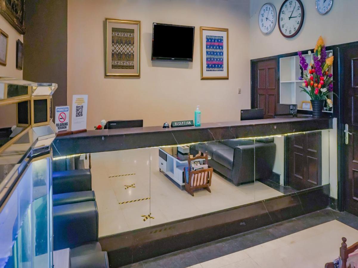 Oyo 3967 Hotel Pantai Wisata 马卡萨 外观 照片