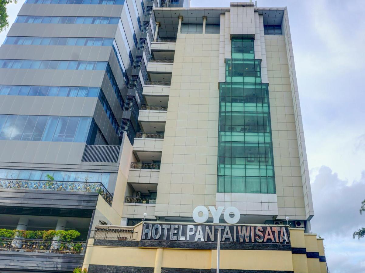 Oyo 3967 Hotel Pantai Wisata 马卡萨 外观 照片