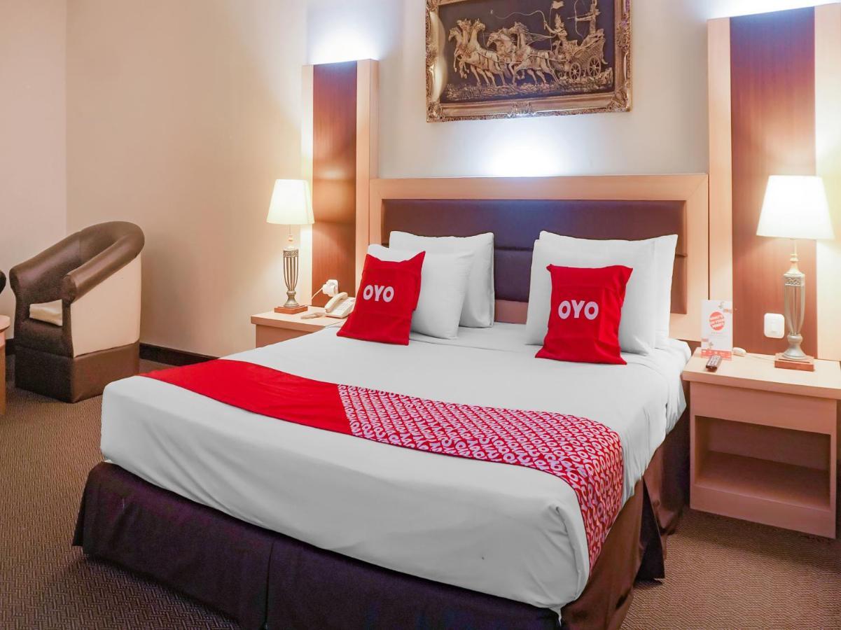 Oyo 3967 Hotel Pantai Wisata 马卡萨 外观 照片