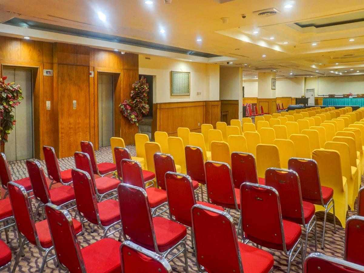 Oyo 3967 Hotel Pantai Wisata 马卡萨 外观 照片