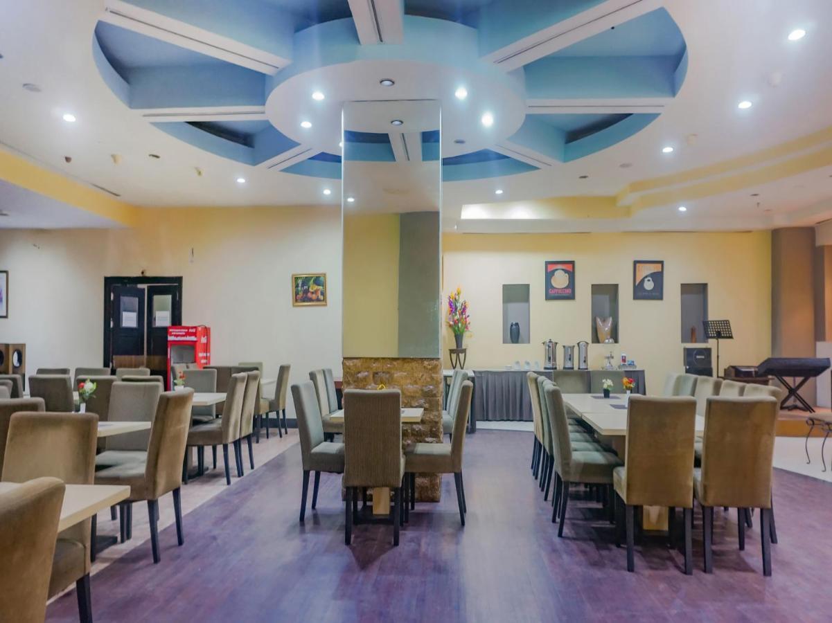Oyo 3967 Hotel Pantai Wisata 马卡萨 外观 照片