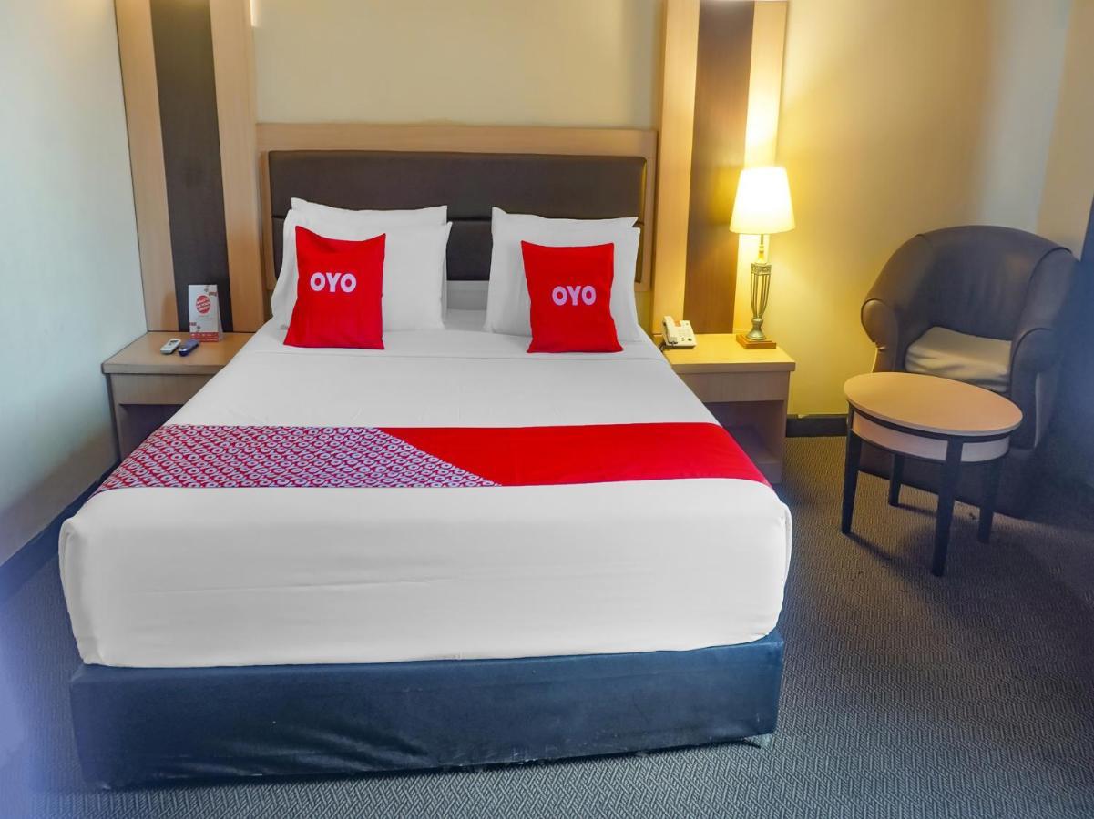 Oyo 3967 Hotel Pantai Wisata 马卡萨 外观 照片