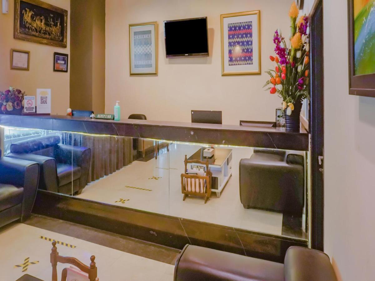 Oyo 3967 Hotel Pantai Wisata 马卡萨 外观 照片
