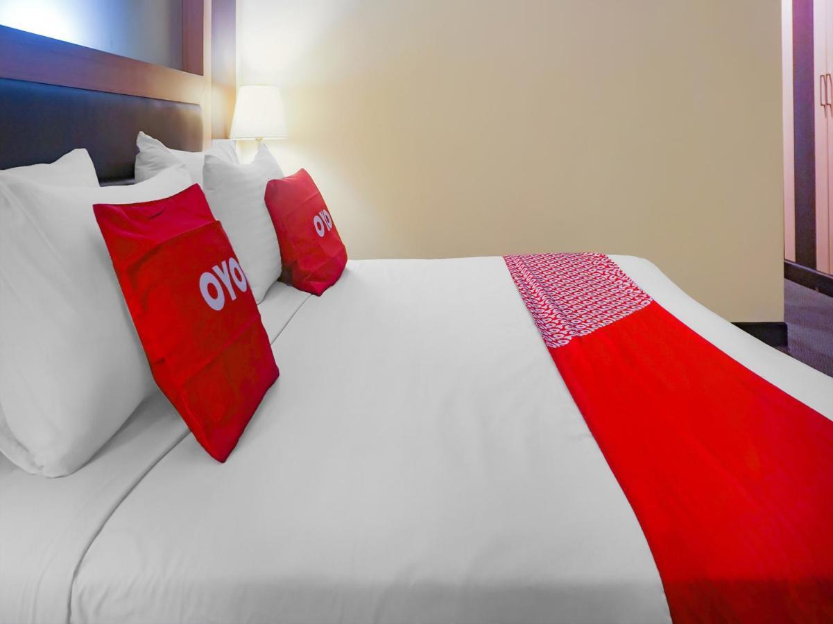 Oyo 3967 Hotel Pantai Wisata 马卡萨 外观 照片